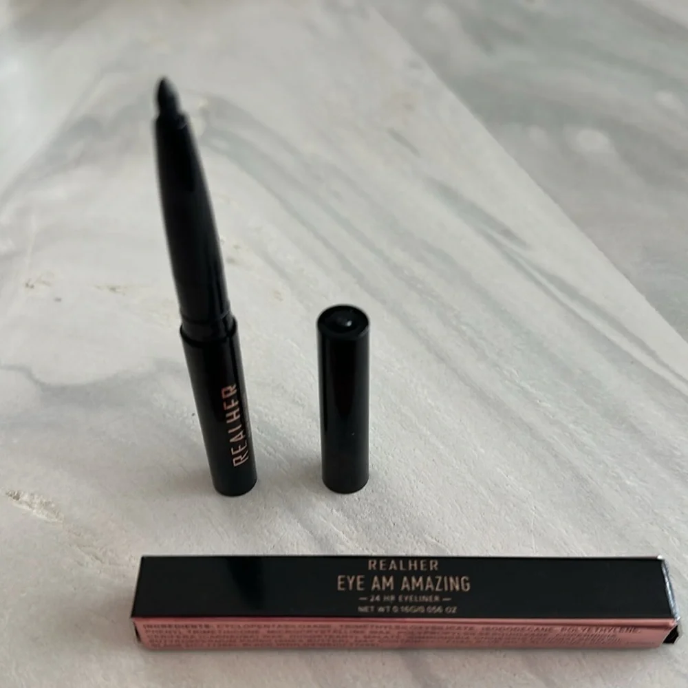 Realher Eye Am Glowing Shadow Stick